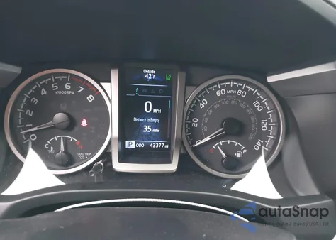 2023 Toyota Tacoma Trail Edition z USA, uszkodzony, nr VIN 3TYCZ5AN5PT133388